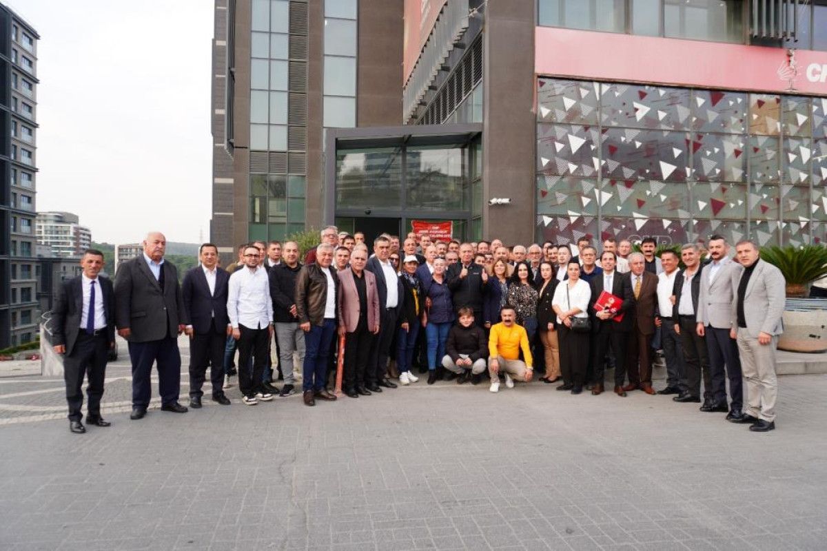 Gürsel Tekin: Partinin Tabanıyla İletişimi Artıracak Yeni Kurul Oluşturuyoruz