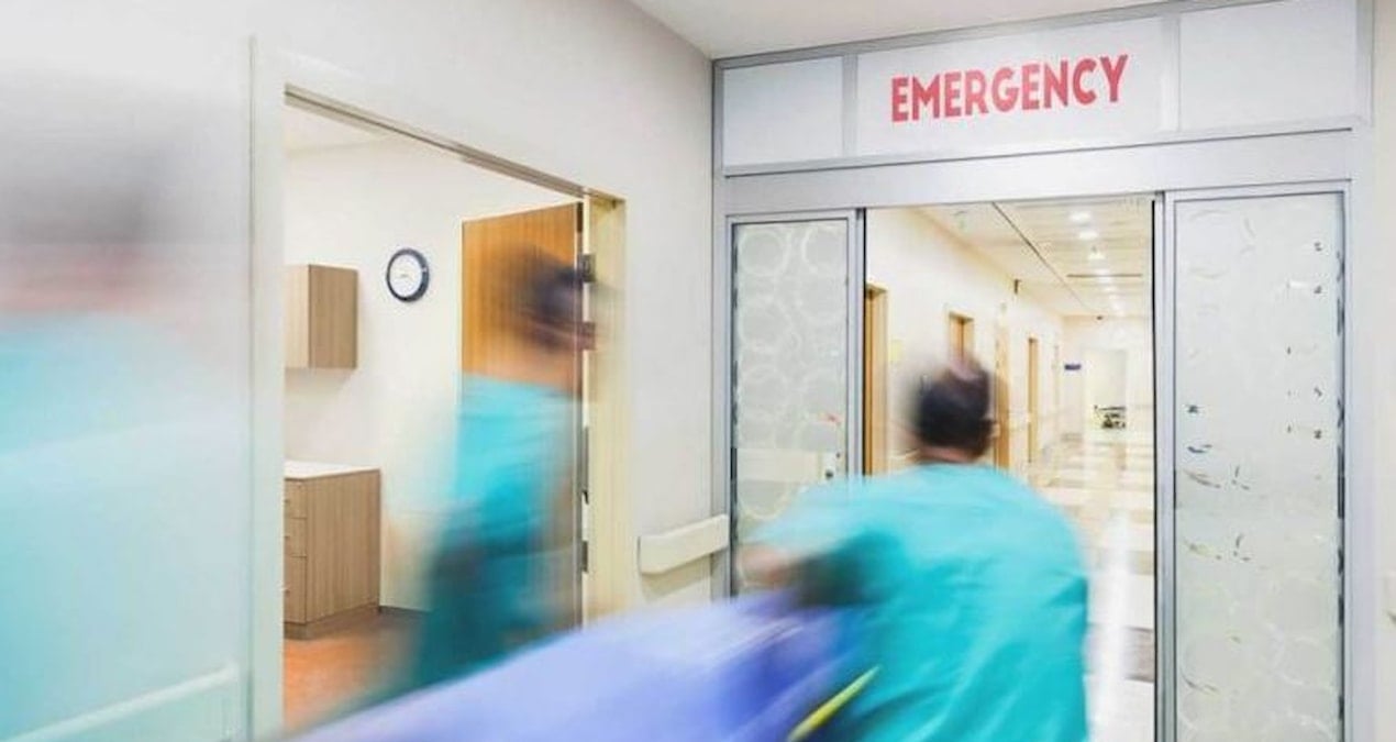 Hastanelerdeki Yüksek Yatak Doluluğu, 99 Yaşındaki Kadının 64 Saat Acilde Beklemesine Neden Oldu