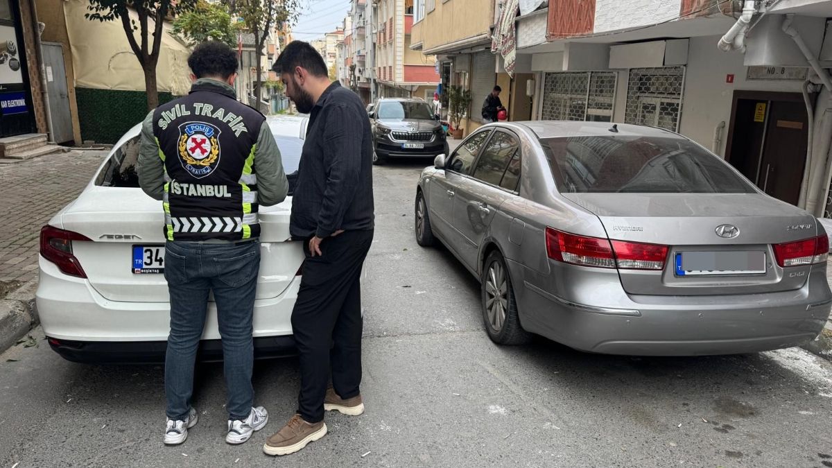 İstanbul'da Tehlikeli Trafik Manevralarına 41 Bin 507 TL Ceza Kesildi