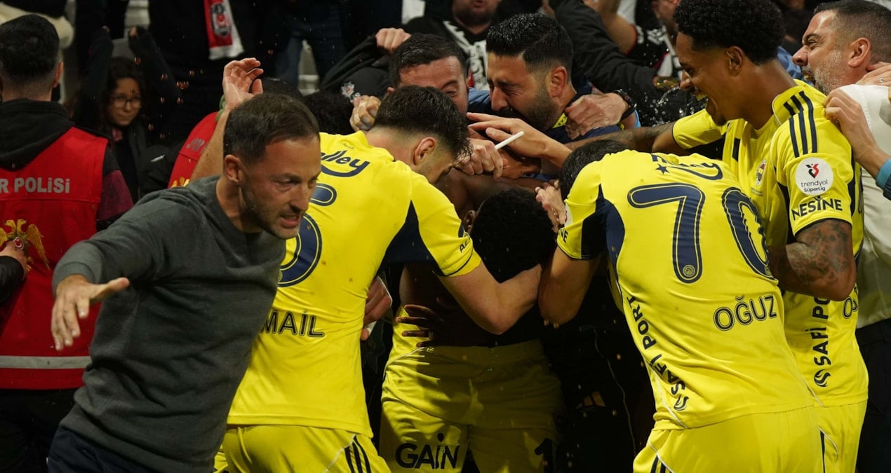 Jhon Duran, Beşiktaş derbisindeki primini Fenerbahçe Akademisi'ne bağışladı