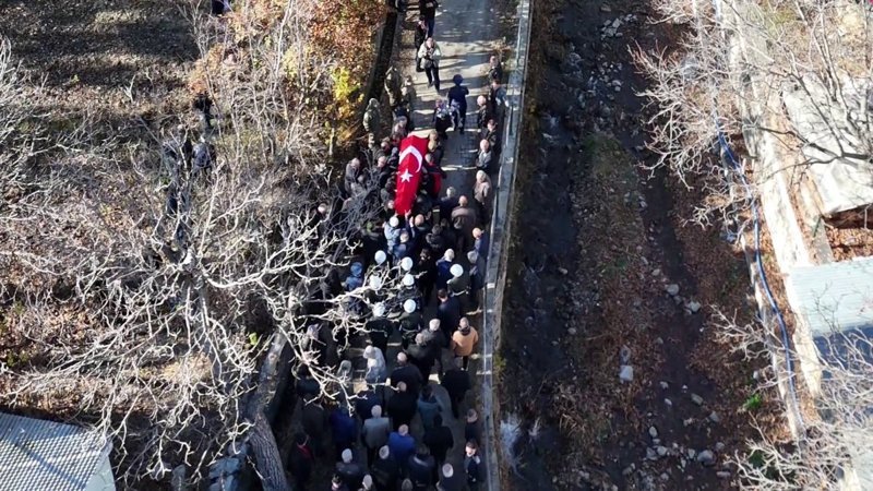 Kıbrıs Gazisi Karabey Eroğlu, Erzurum'da son yolculuğuna uğurlandı