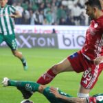 Konya'da gol sesi çıkmadı: Konyaspor ve Antalyaspor 0-0 berabere kaldı