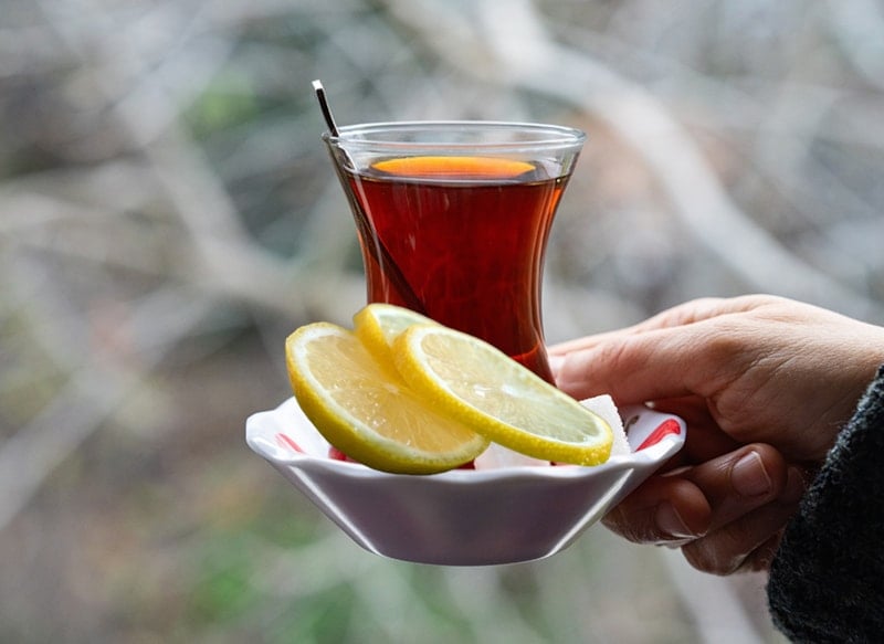 Kuzguncuk'taki Kafeye "Limon Ücreti" Nedeniyle 38 Bin Lira Ceza Kesildi
