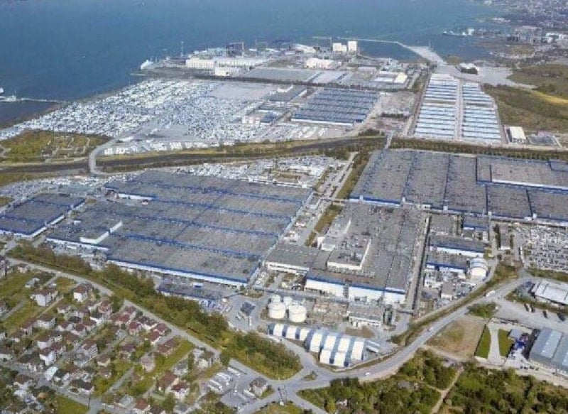 Nissan, Mercedes ile Ortak Fabrikasını Kapatma Kararı Aldı