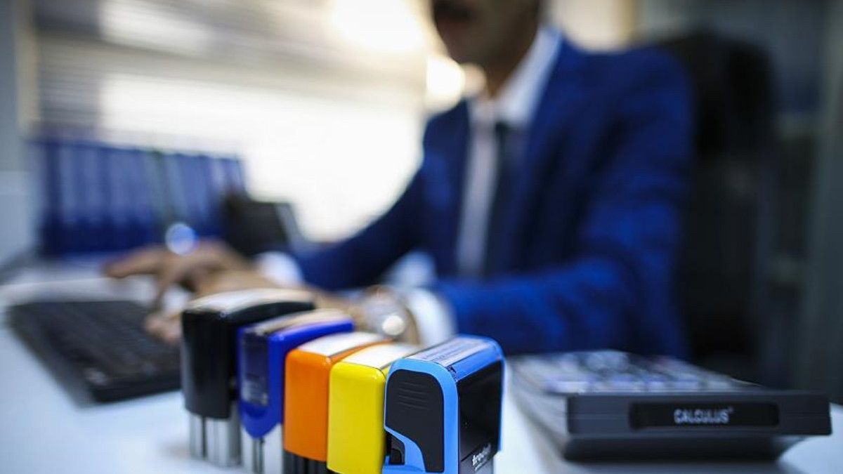 Ticaret Bakanlığı 2025'te 95 personel alacak: Başvuru tarihleri ve şartları belirlendi