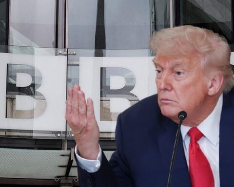 Trump, BBC Yöneticilerinin İstifasını Montajla İlgili Olayla Açıklıyor