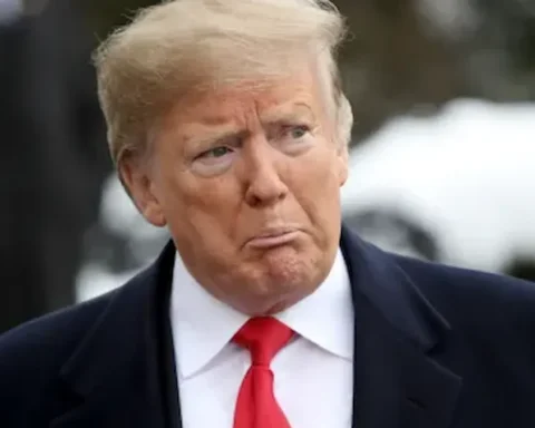 Trump, Yüksek Mahkeme Kararı ve Kapanma Süreci ile Siyasi Baskı Altında