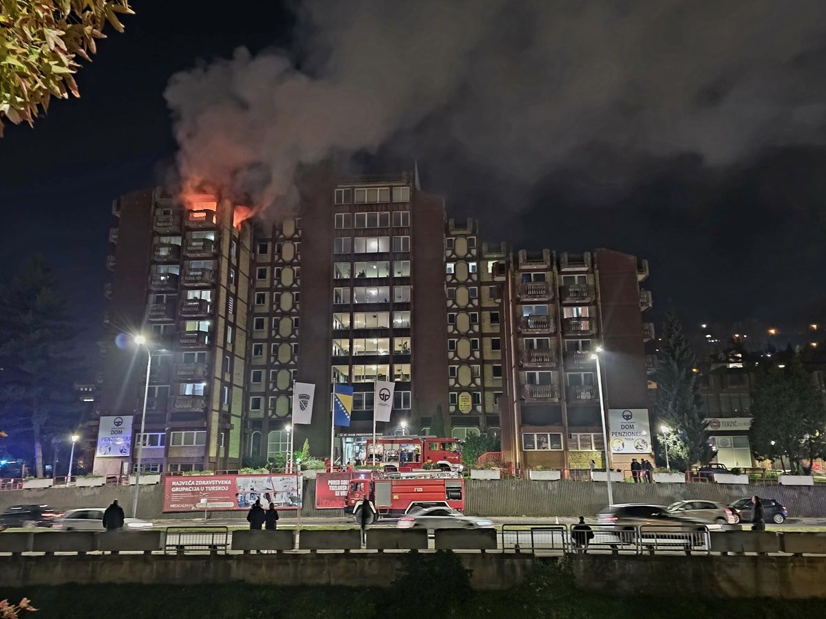 Tuzla'daki huzurevinde çıkan yangında ölü ve yaralı sayısı artıyor