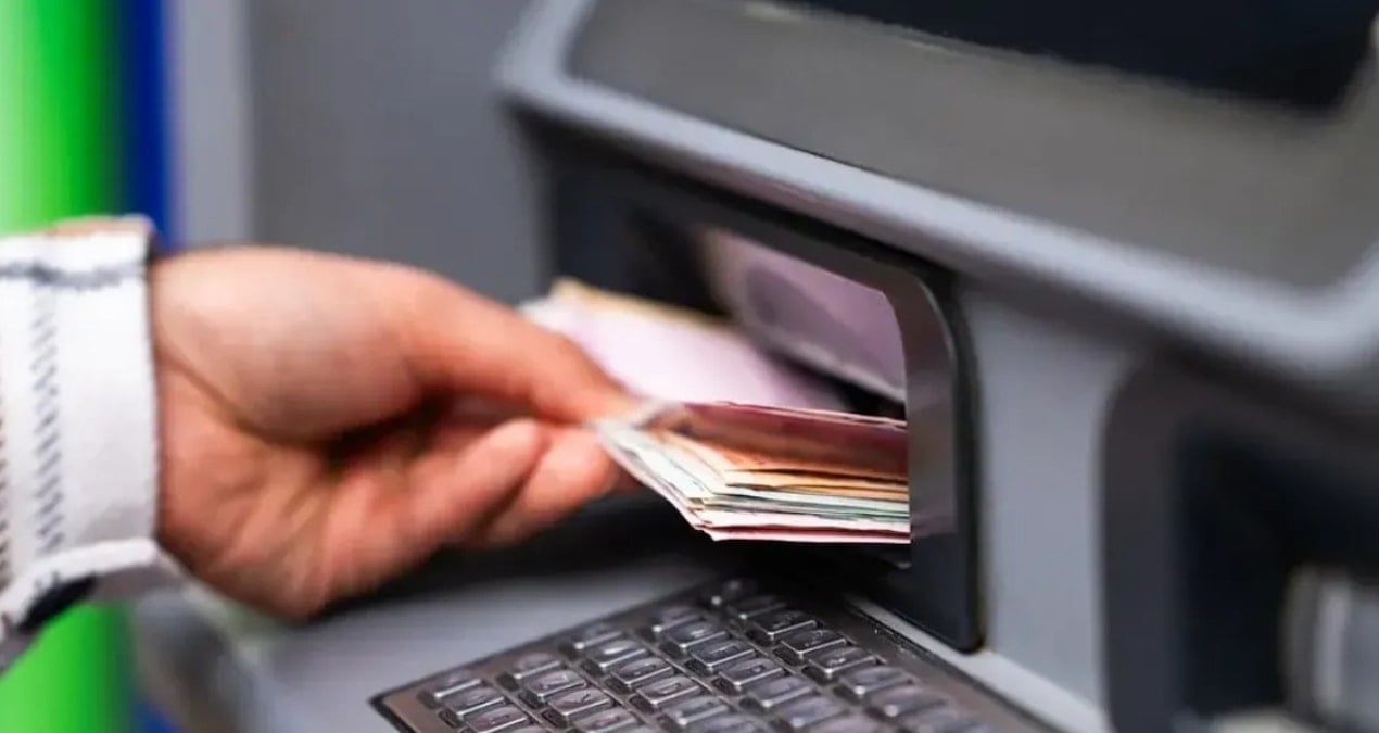Yanlışlıkla Hesabına Yatırılan 3.6 Milyon TL İçin İşçi Mahkemeye Gidiyor