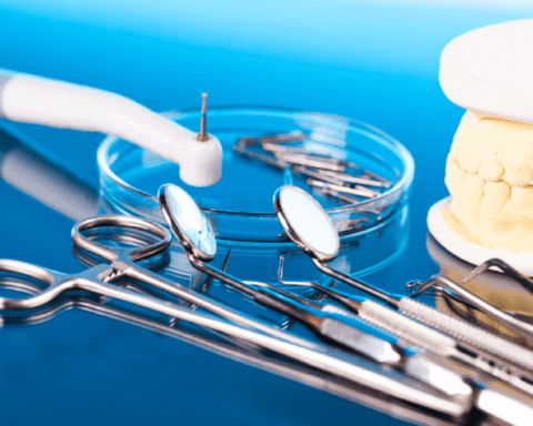 Rusya’da diş tedavisi fiyatları 2026’ya girerken sert yükselişe hazırlanıyor