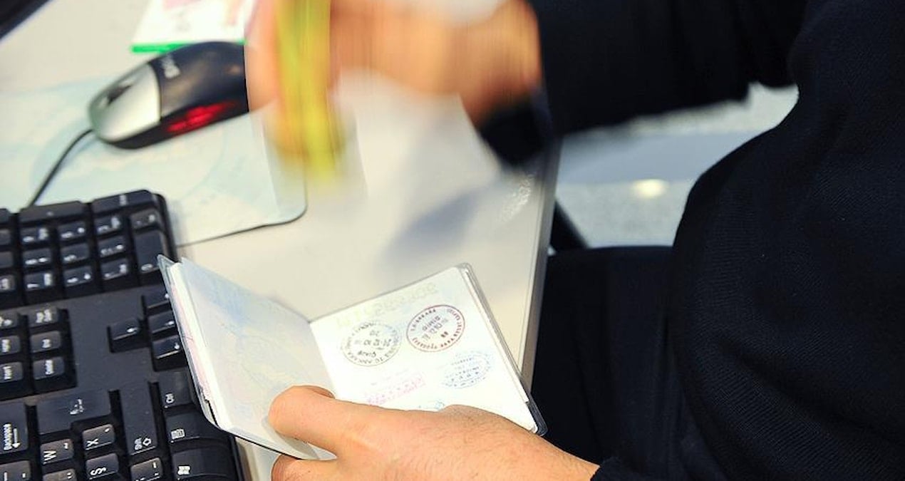 ABD, 19 Ülkeden İltica Başvurularını Askıya Aldı