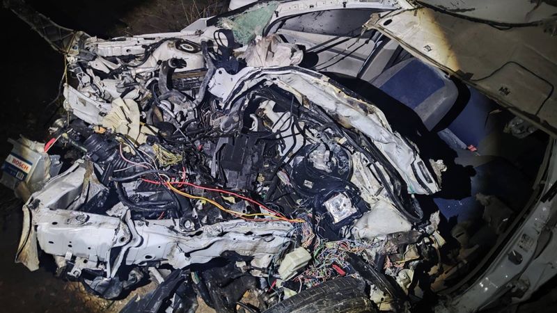 Afyonkarahisar'da Beton Mikserine Çarpan Sürücü Hayatını Kaybetti