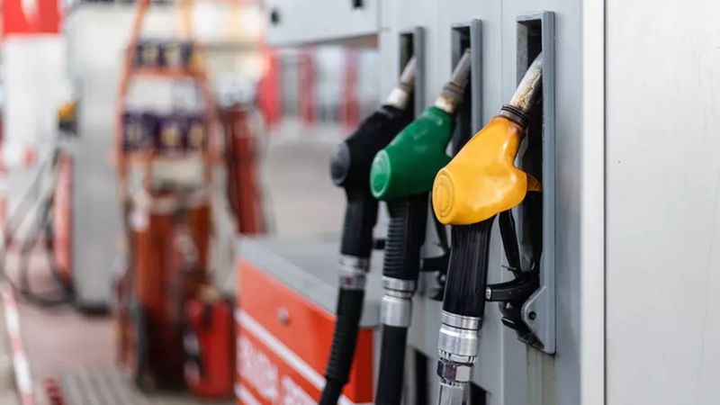 Akaryakıt Fiyatlarındaki Düşüşle İlgili Güncel Bilgiler 17 Aralık'ta Açıklandı