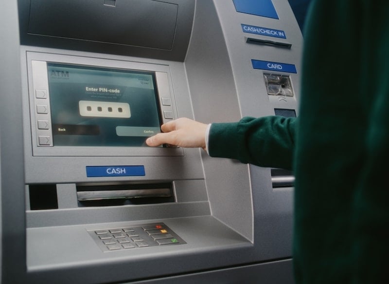 ATM'lerde Para Transferleri İçin Yeni Düzenleme 1 Ocak'ta Yürürlüğe Girecek