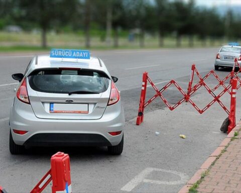 AYM, Aday Sürücü Düzenlemesini Anayasa'ya Aykırı Buldu ve İptal Etti