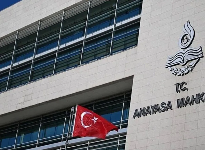 AYM, Birleşik Kamu-İş'in Toplu Sözleşmeye Katılmama Talebini Ret Etti