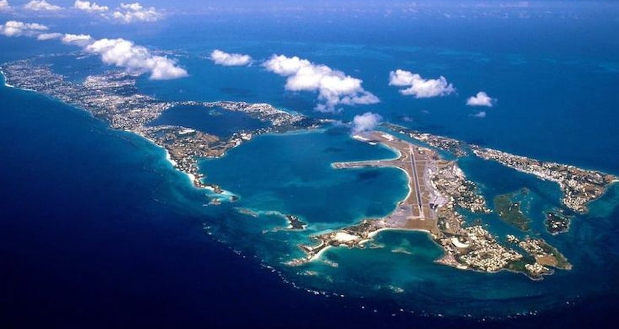 Bermuda Adası'nın Altında 20 Kilometre Kalınlığında Dev Kaya Katmanı Keşfedildi