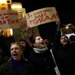 Bulgaristan'da hükümet karşıtı protestolar büyüyor, sokaklar dolup taşıyor