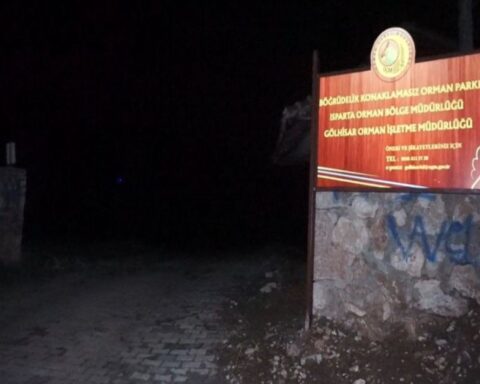 Burdur'da Gökyüzünde Görülen Parlak Işığın Göktaşı Olduğu Belirlendi