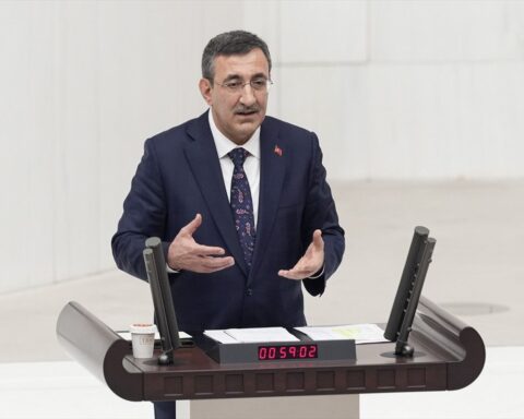 Cevdet Yılmaz: Yeni Anayasa Üzerinde Çalışmalıyız