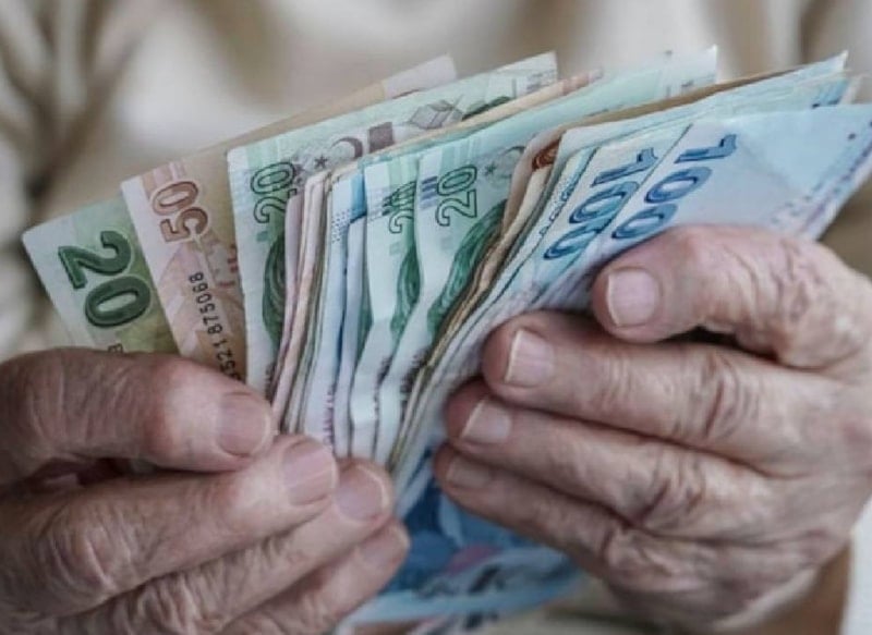 Emekliler, 2026 Yılında Asgari Ücretin Çok Gerisinde Kalacak