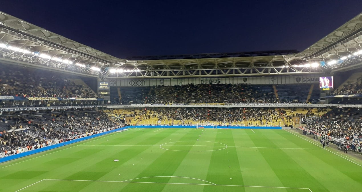Fenerbahçe, 21 Yıllık Tesis Kiralama Sözleşmesini İmzaladı