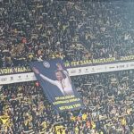 Fenerbahçe taraftarından Sadettin Saran'a derbi öncesi destek