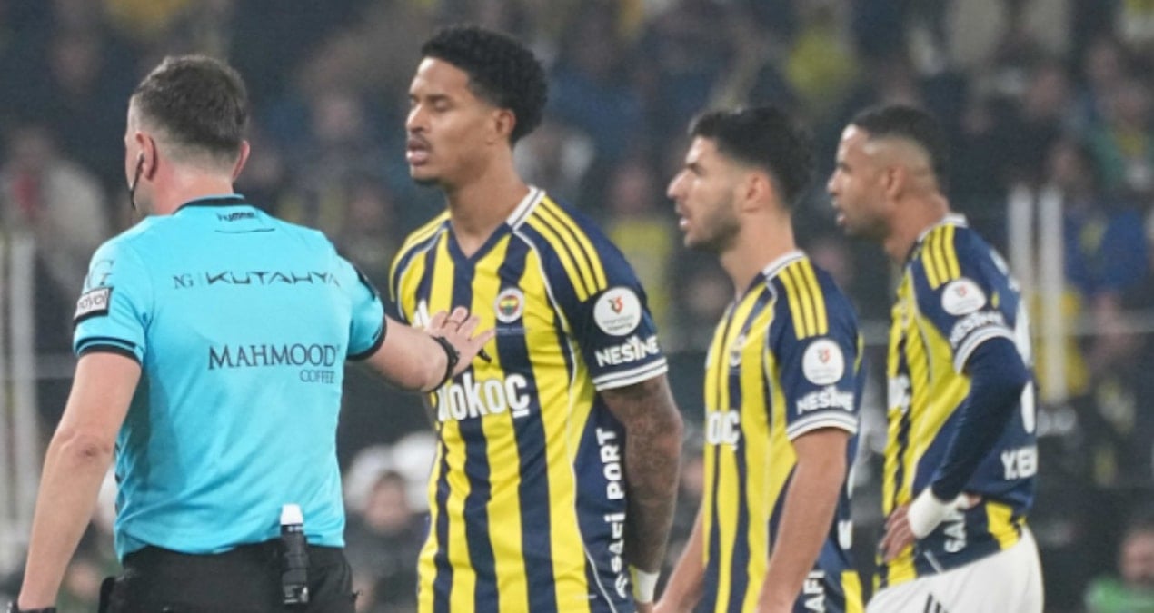 Fenerbahçe'de Jayden Oosterwolde cezalı duruma düştü