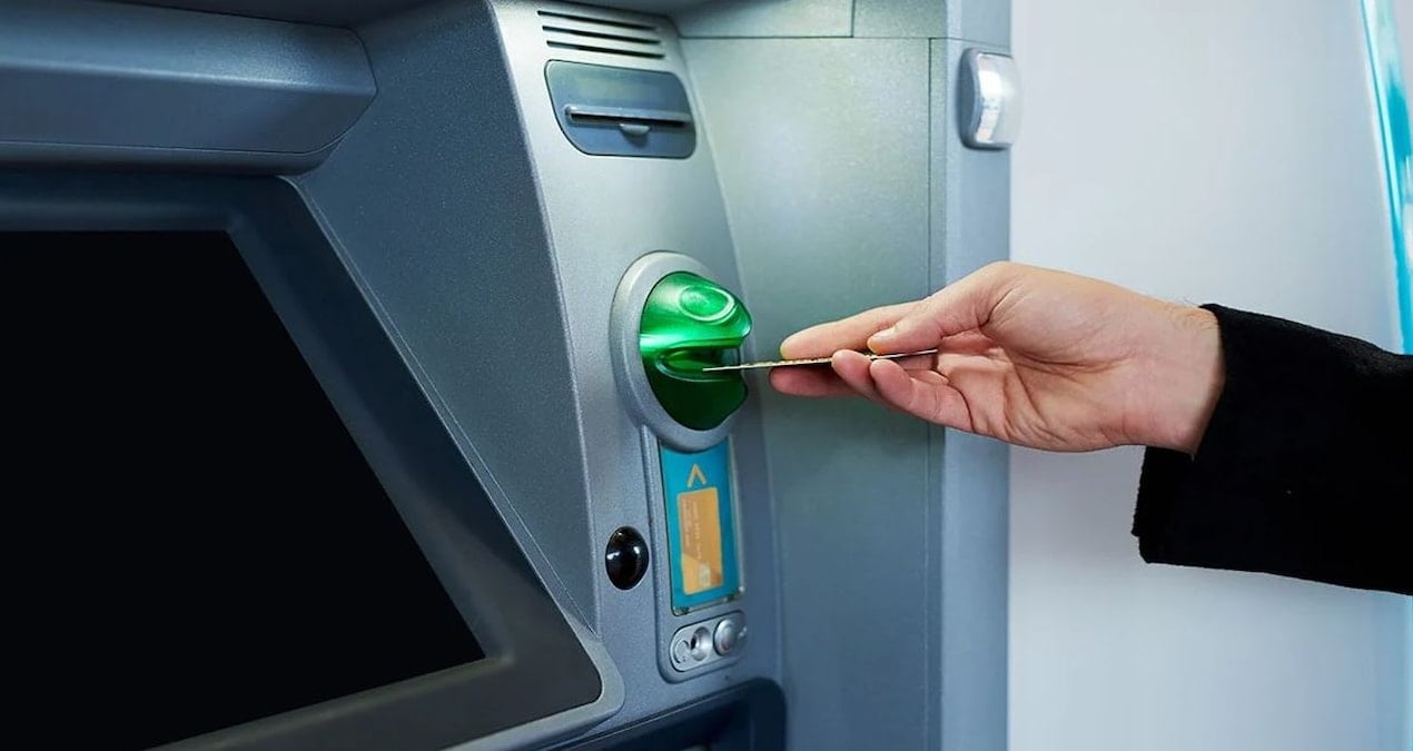 Fransa'da ATM'ler Yerine Marketlerden Nakit Çekme Uygulaması Başlatılıyor