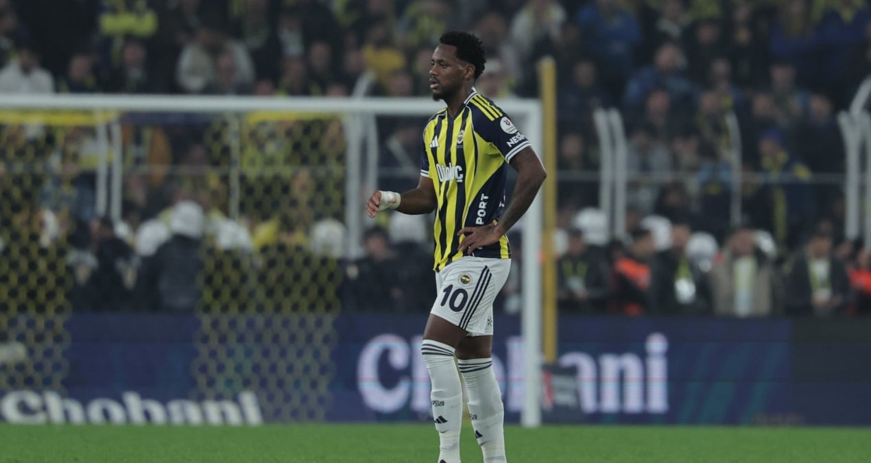 Galatasaray, Jhon Duran’a Taciz ve Teşhircilik Suçlamasıyla Suç Duyurusunda Bulundu