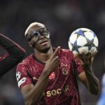 Galatasaray, Osimhen’i Astronomik Tekliflere Rağmen Satmayı Düşünmüyor