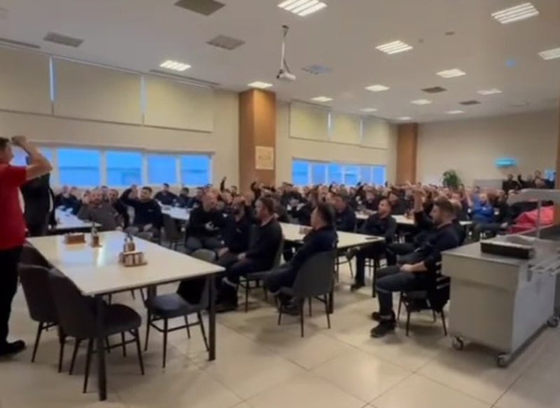 Gebze'de Metal-İş Sendikası'nın Üyeleri İçin Yeni Sözleşme ile Maaşlar 95 Bin Liraya Yükseldi