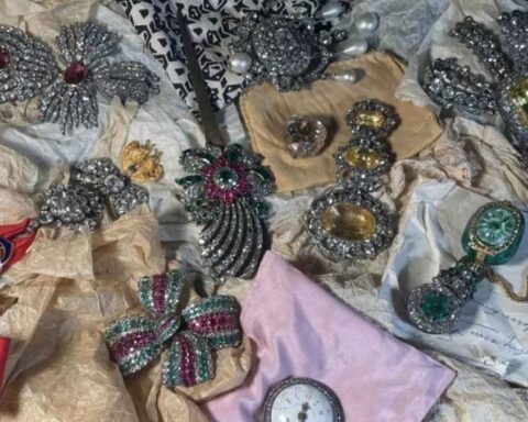Habsburg hazinesinin 100 yıl sonra ortaya çıkması tartışma başlattı