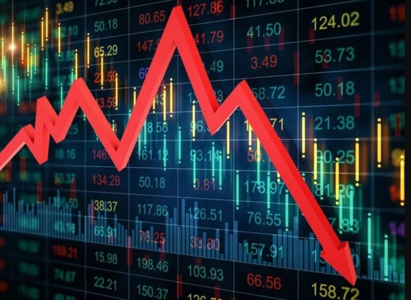 İki büyük market hisselerinde sert düşüş: Devre kesici uygulandı