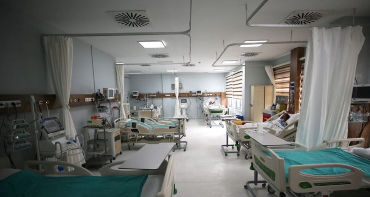 İngiltere'de Asistan Doktorlar Ücret Anlaşmazlığı Nedeniyle Grevde