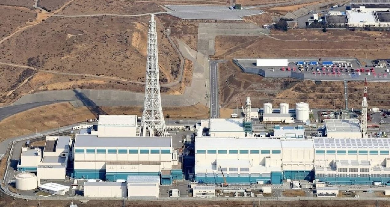 Japonya'nın En Büyük Nükleer Santrali 15 Yıl Aradan Sonra Yeniden Faaliyete Geçiyor