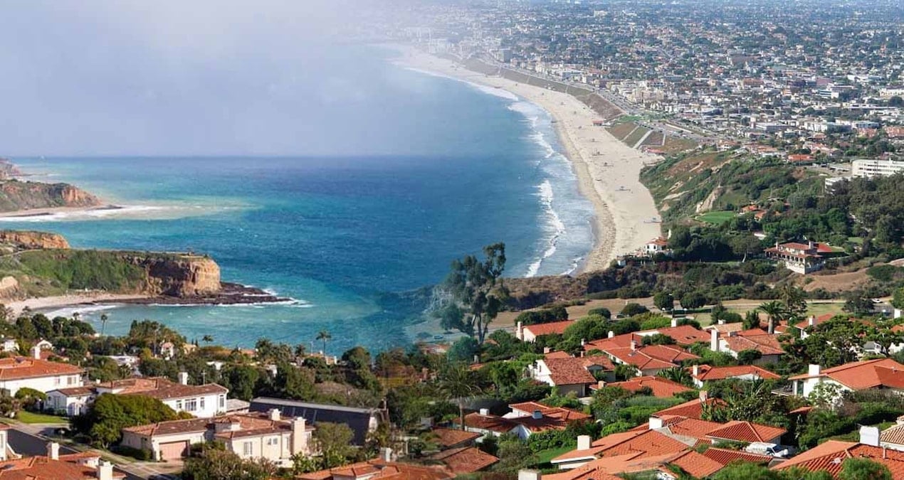 Kaliforniya'nın Palos Verdes Yarımadası, Yükselen Deniz Seviyeleri Üzerine Haftada 10 Santimetre Batıyor