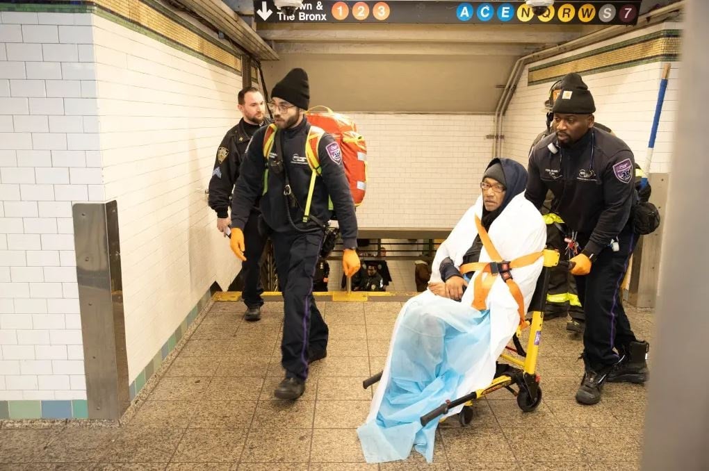 New York Metro'daki Saldırı Şehirde Güvenlik Tartışmalarını Yeniden Alevlendirdi