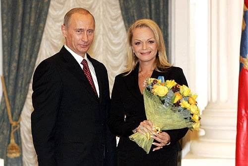 Putin'in Favori Şarkıcısı, Rusya'nın En Nefret Edilen Kadını Haline Geldi