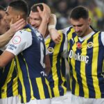 Rade Krunic, Fenerbahçe'den Ayrılıp Kızılyıldız'da Yılın Futbolcusu Oldu