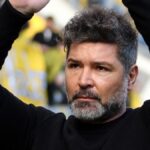 Sakaryaspor'un Yeni Teknik Direktörü Hakan Kutlu Oldu