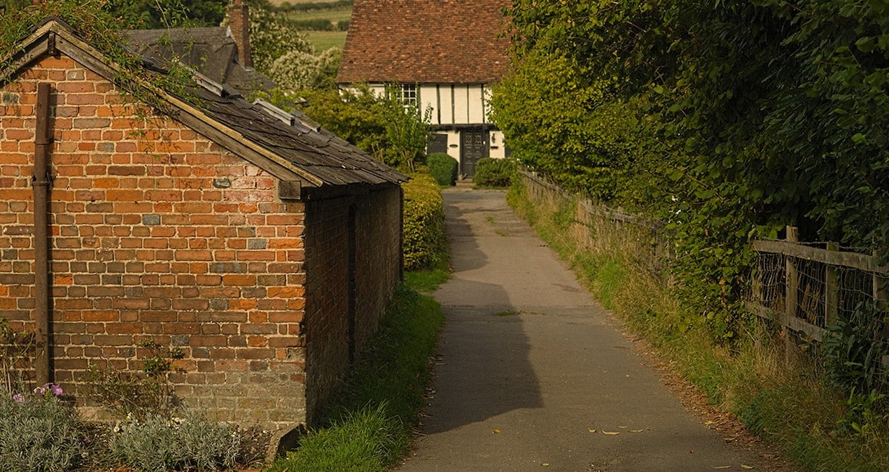 Sakin Atmosferiyle Zamanın Durduğu Köy: Aldbury’nın Değişmeyen Doğası
