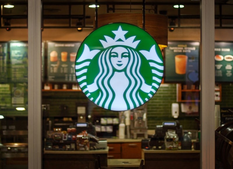 Starbucks, ABD'de 400 mağazasını kapatacak; Avrupa ve Türkiye'ye yansıması belirsiz