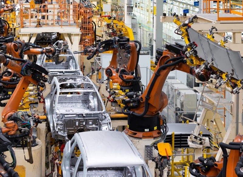 Stellantis, Ram Trucks Modellerinde Yazılım Hatası Nedeniyle 72 Bin Aracı Geri Çağırdı