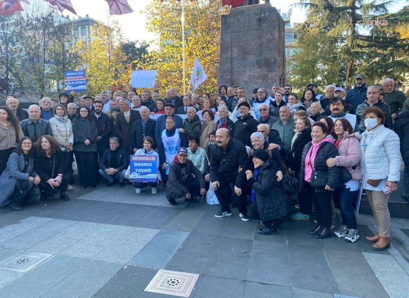 Trabzon'da Protesto: Emek Demokrasi Platformu Bütçeyi Hükümetin Sermaye Yanlısı Olarak Değerlendirdi