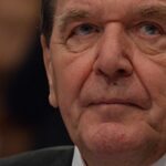 Schröder’in Rusya çağrısı Berlin’de tartışmaları yeniden alevlendirdi