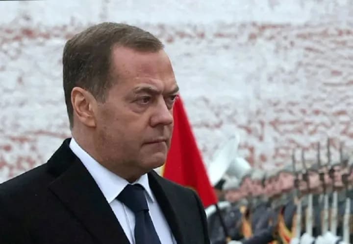 Medvedev’den Finlandiya’ya sert mesaj: ilişkiler geri dönülmez biçimde koptu