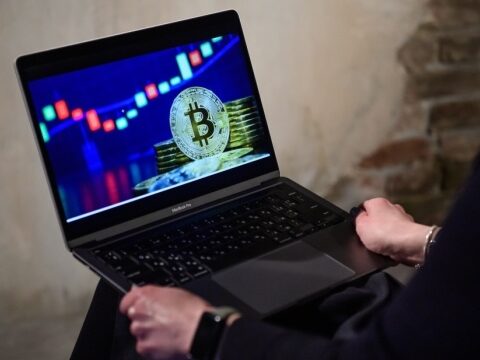 Rusya, kripto paralara el koymayı bütçe politikasının parçası haline getirdi