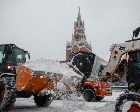 Rusya’da kar temizliği cezaları bütçe aracı haline geliyor