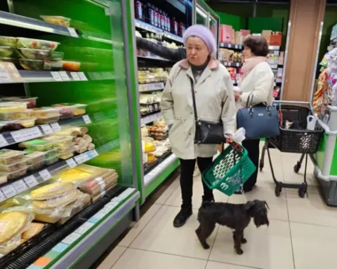 Rusya’da paketler küçülürken fiyatlar artıyor